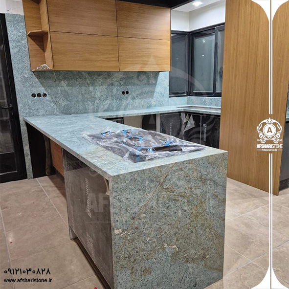 بهترین سنگ طبیعی برای جزیره آشپزخانه ۱۴۰۵ | راهنمای انتخاب و خرید(09121030828)
